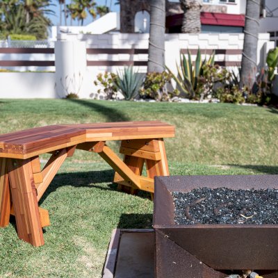 V-Wing Benches (Options: 36 inches, Mosaic Redwood, No Engraving, Transparent Premium Sealant).