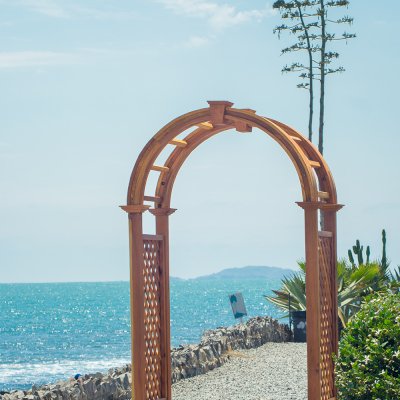 Versailles Arbor (Options: 60" W x 43" D, California Redwood, Transparent Premium Sealant).