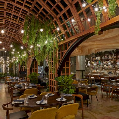 Custom Victorian Trellis (Options: California Redwood, Transparent Premium Sealant). Installed at restaurant ALLAVITA in 564 W Randolph St, Chicago, IL. Design By Kehoe Designs, Photographer: Anthony Tahlier.