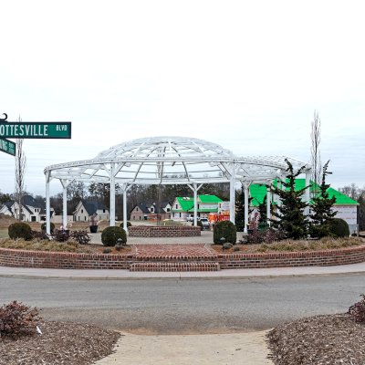 Custom Wooden Dome Pergola (Options: 40' Diameter, Mature Redwood, 12-Post Anchor Kit for High-Wind, Off-White Oil-Based Primer and Kilz White Finish). Photo Courtesy of S. Hobson of Knoxville, Tennessee.