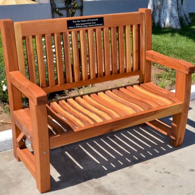 Ti Amo Benches (Options: 4 ft, California Redwood, No Cushion, No Engraving, Custom Plaque Provided by Customer, Transparent Premium Sealant).