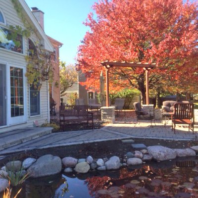 Two-Post Wood Arbor (Options: 10' x 2', Douglas-fir, No Privacy Panel, 10 ft Posts Height, 2-Post Anchor Kit for High-Wind, Transparent Premium Sealant). Photo Courtesy of Sanjay Holay of Barrington, Illinois.