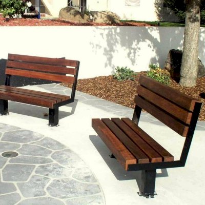 Veterans Wood Bench (Options: 4 ft, Old Growth Redwood, Bolt Down Legs, No Cushion, No Engraving, Coffee-Stain Premium Sealant). Photo Courtesy of Veteran's Administration Hospital in Fresno, CA.