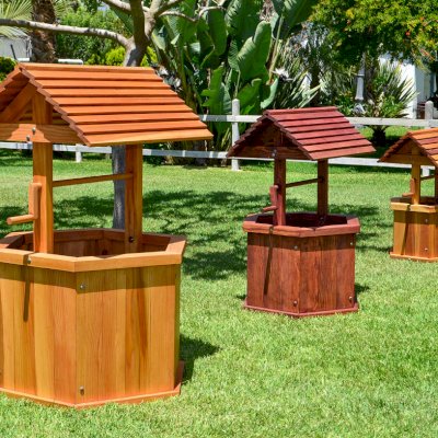 Wishing Wells (Options: Left [Large 32", Douglas-fir, Transparent Premium Sealant], Center [Standard 27", Douglas-fir, Cherry Stain Premium Sealant] & Right [Kid's 22", Redwood, Transparent Premium Sealant]).