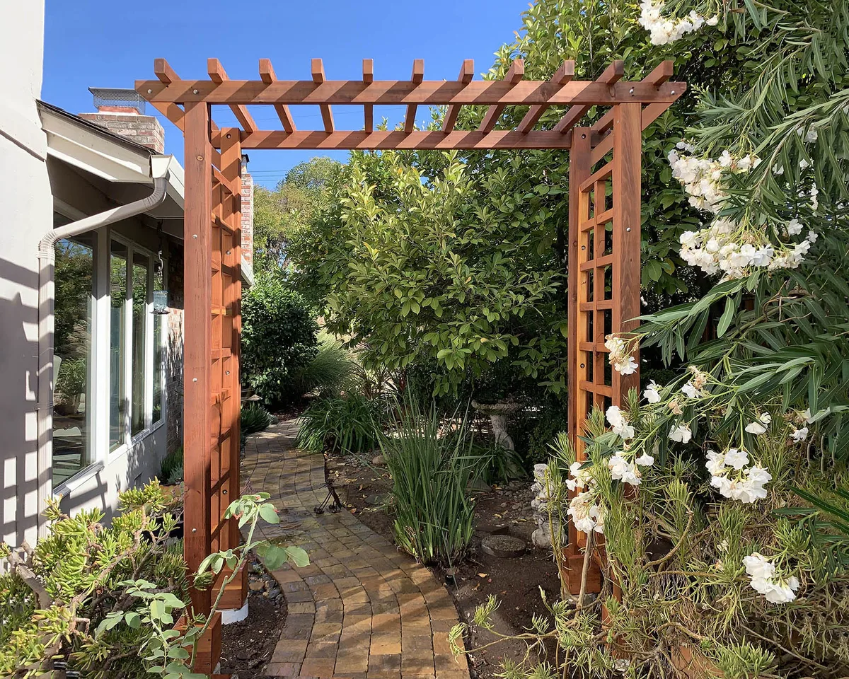Entryway Arbor