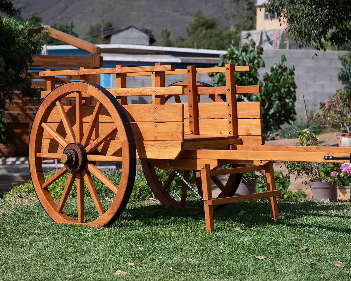 La Carreta, A 19th Century Wood Cart