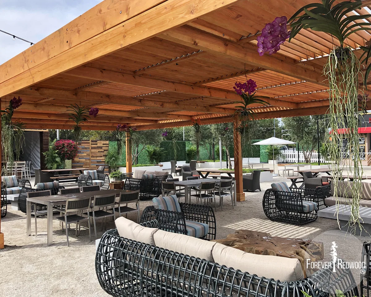 Modern Louvered Garden Pergola