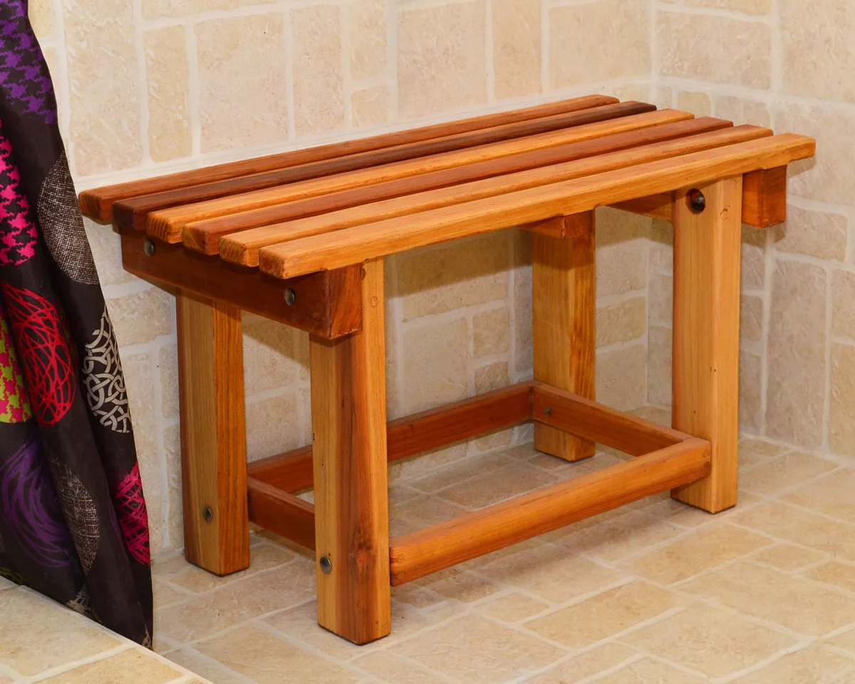 Paty's Wooden Shower Bench