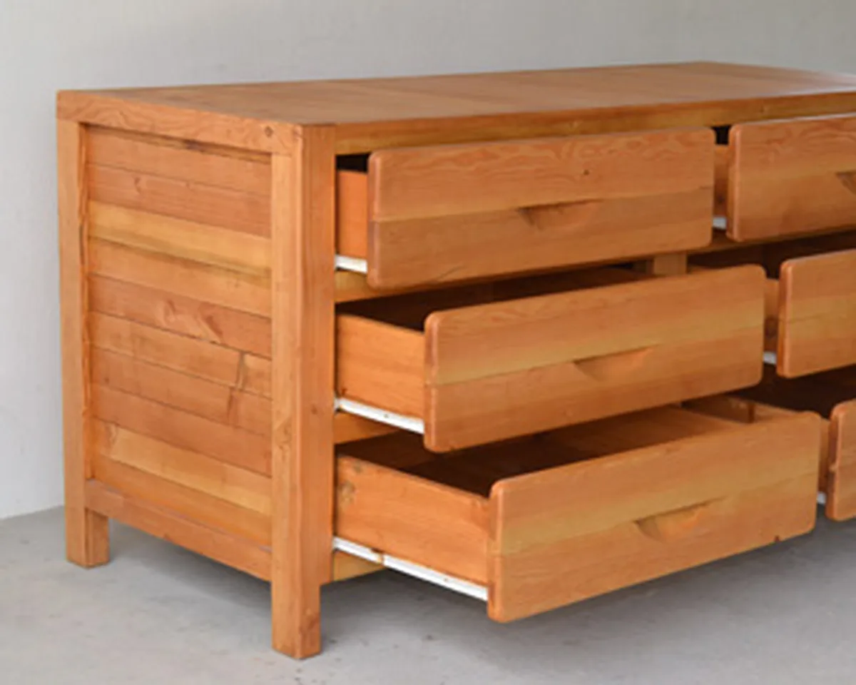 Santi's Dressers